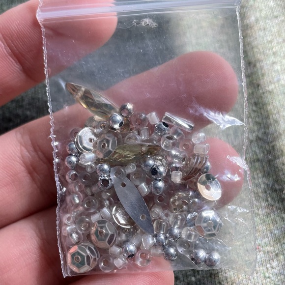 Custom Cream Gown Size 2 - Picture 9 of 9